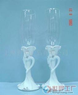 樹(shù)脂婚慶雙人香檳杯 承載浪漫與祝福的工藝品